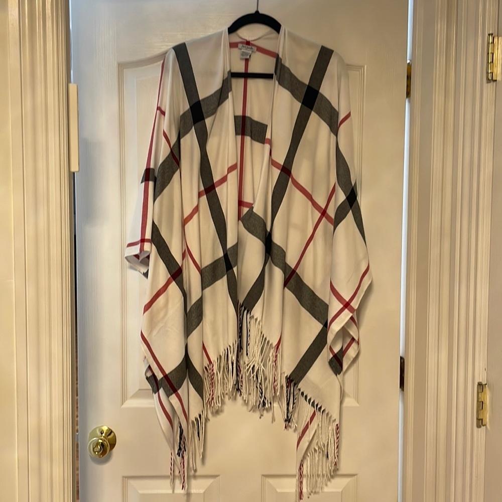 Plaid Shawl Wrap NWOT Burberry Style
